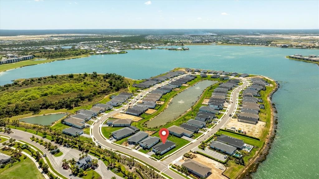 出租: $2,800 (4 贝兹, 3 浴室, 2353 平方英尺)