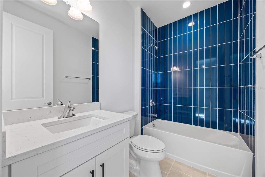 出租: $2,800 (4 贝兹, 3 浴室, 2353 平方英尺)