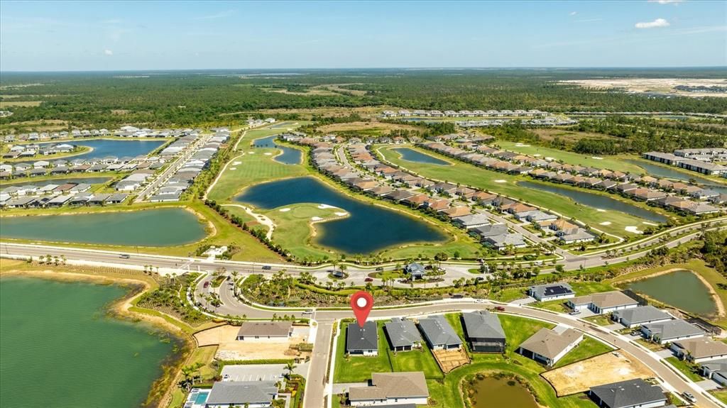 出租: $2,800 (4 贝兹, 3 浴室, 2353 平方英尺)