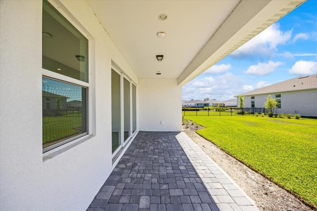 出租: $2,800 (4 贝兹, 3 浴室, 2353 平方英尺)