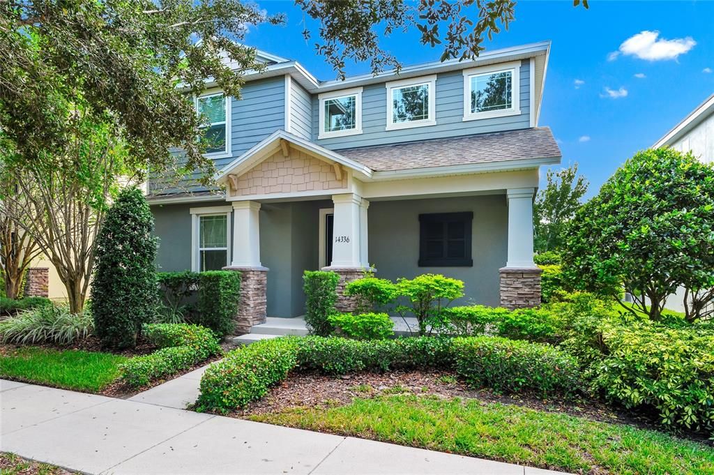 Recently Rented: $2,890 (3 beds, 2 baths, 2004 Square Feet)