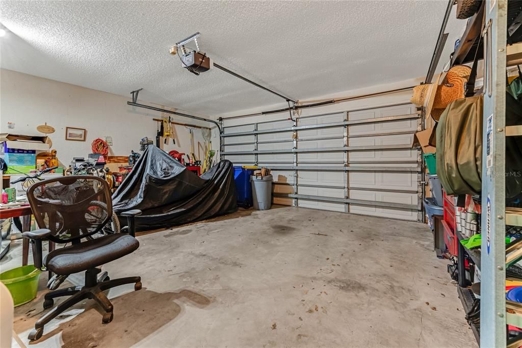 For Sale: $299,000 (3 beds, 2 baths, 1466 Square Feet)