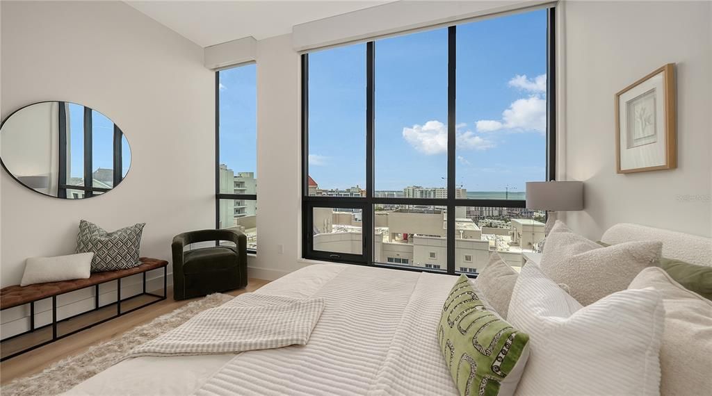 For Sale: $1,668,000 (2 beds, 2 baths, 1562 Square Feet)