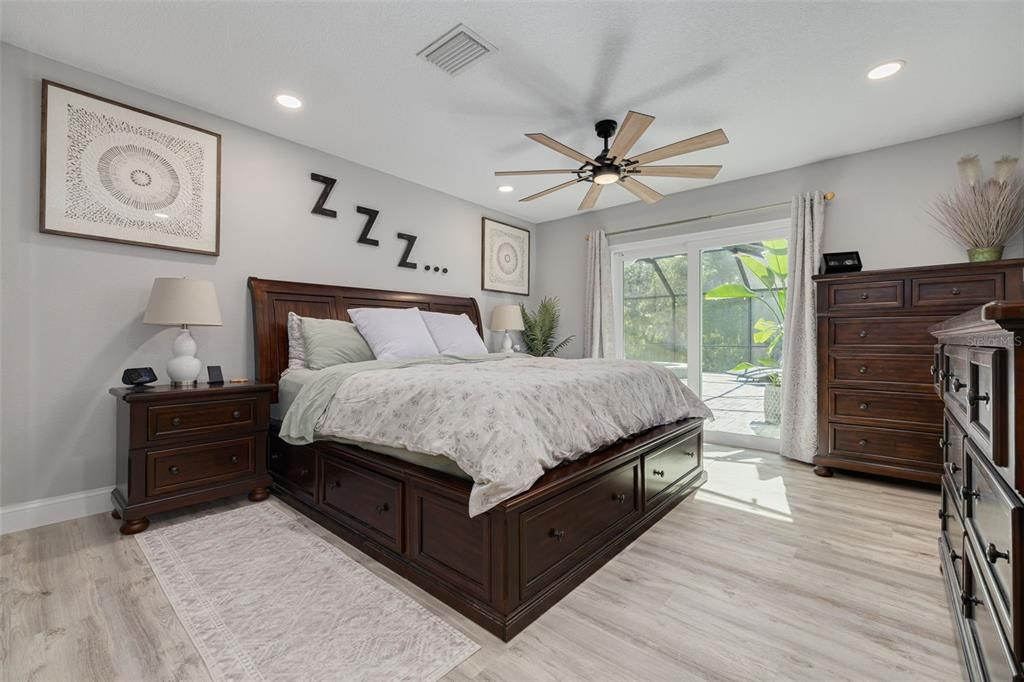 待售: $899,000 (5 贝兹, 3 浴室, 3201 平方英尺)