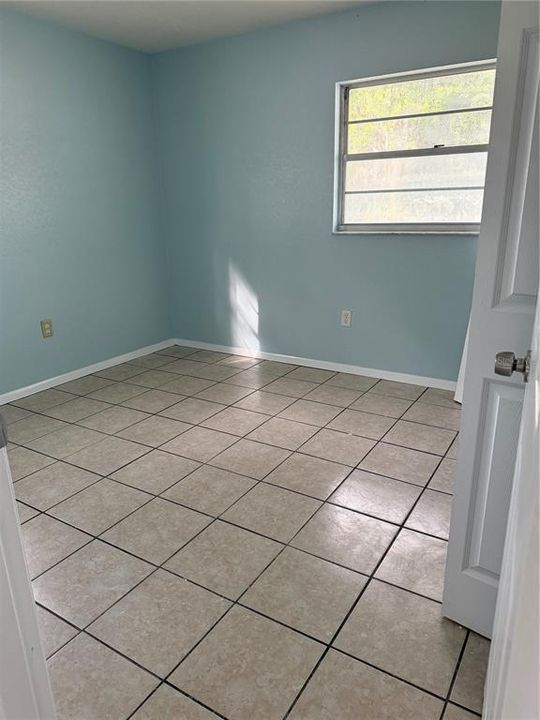 出租: $2,100 (3 贝兹, 2 浴室, 1404 平方英尺)