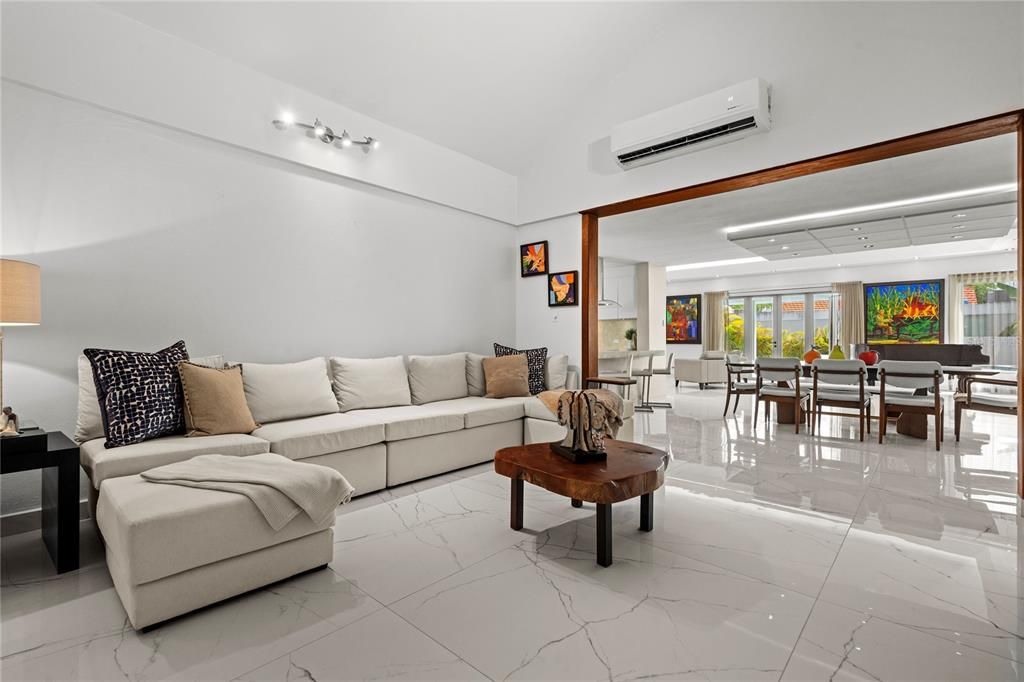 For Sale: $2,300,000 (4 beds, 3 baths, 3800 Square Feet)