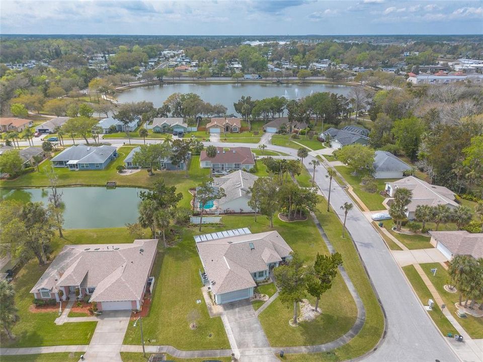 For Sale: $351,900 (3 beds, 2 baths, 1668 Square Feet)