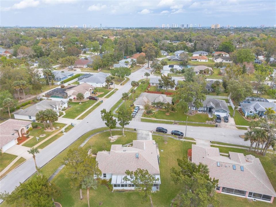 For Sale: $351,900 (3 beds, 2 baths, 1668 Square Feet)