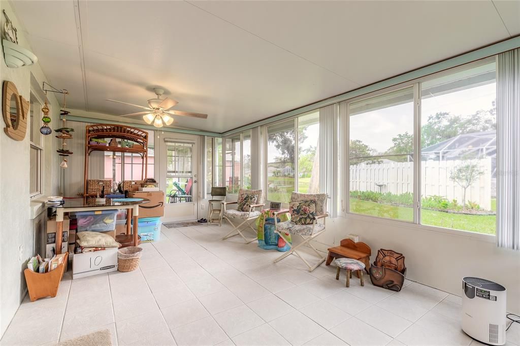 For Sale: $351,900 (3 beds, 2 baths, 1668 Square Feet)