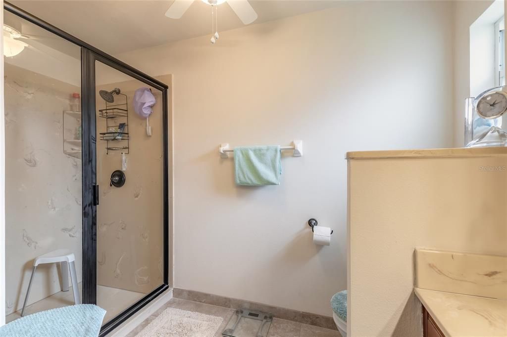 For Sale: $351,900 (3 beds, 2 baths, 1668 Square Feet)