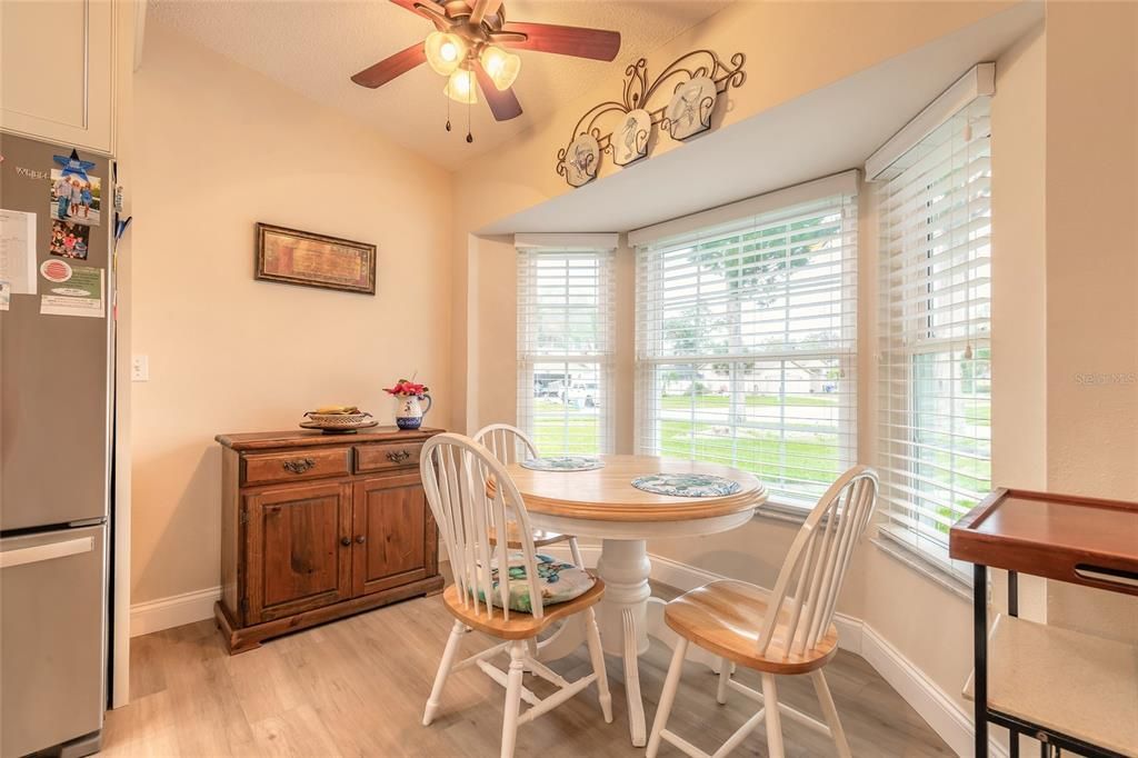 For Sale: $351,900 (3 beds, 2 baths, 1668 Square Feet)