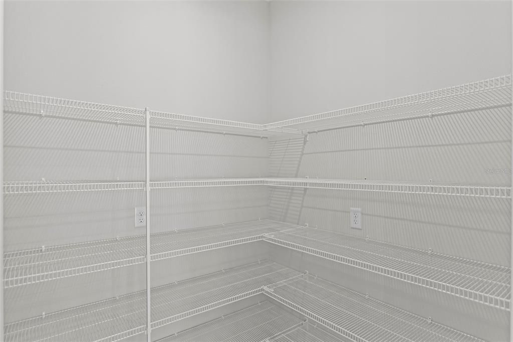 En Venta: $559,990 (3 camas, 3 baños, 2129 Pies cuadrados)