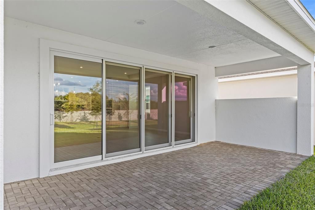 En Venta: $559,990 (3 camas, 3 baños, 2129 Pies cuadrados)