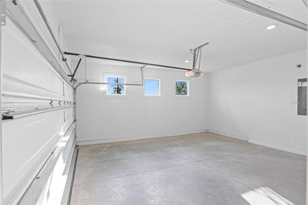 En Venta: $559,990 (3 camas, 3 baños, 2129 Pies cuadrados)