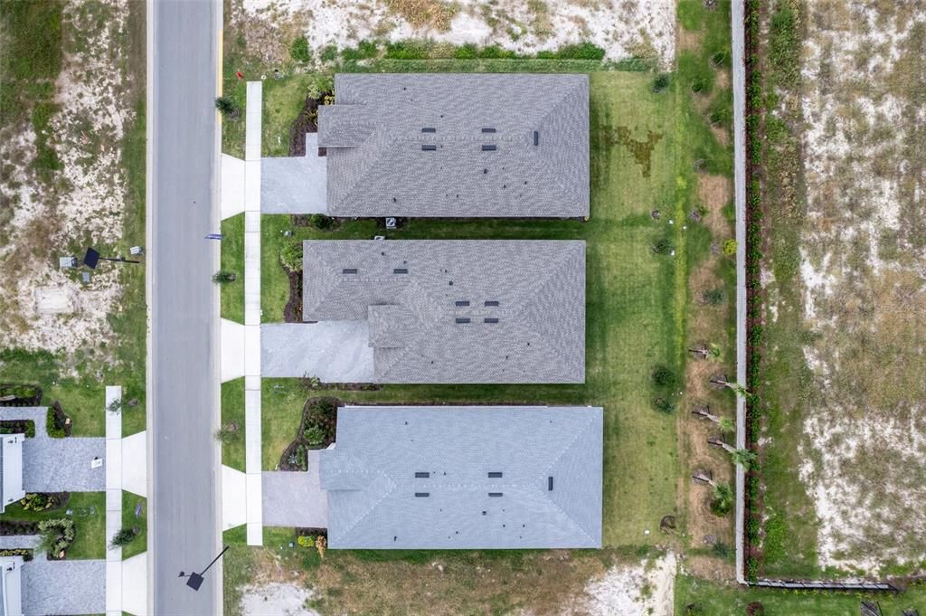 En Venta: $559,990 (3 camas, 3 baños, 2129 Pies cuadrados)