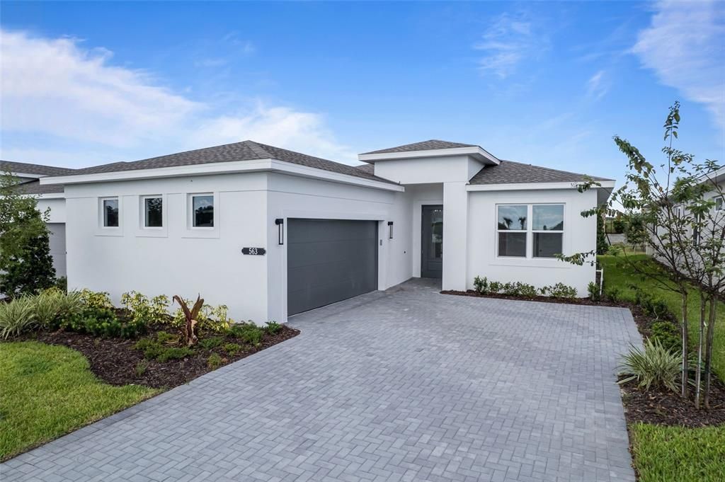 En Venta: $559,990 (3 camas, 3 baños, 2129 Pies cuadrados)