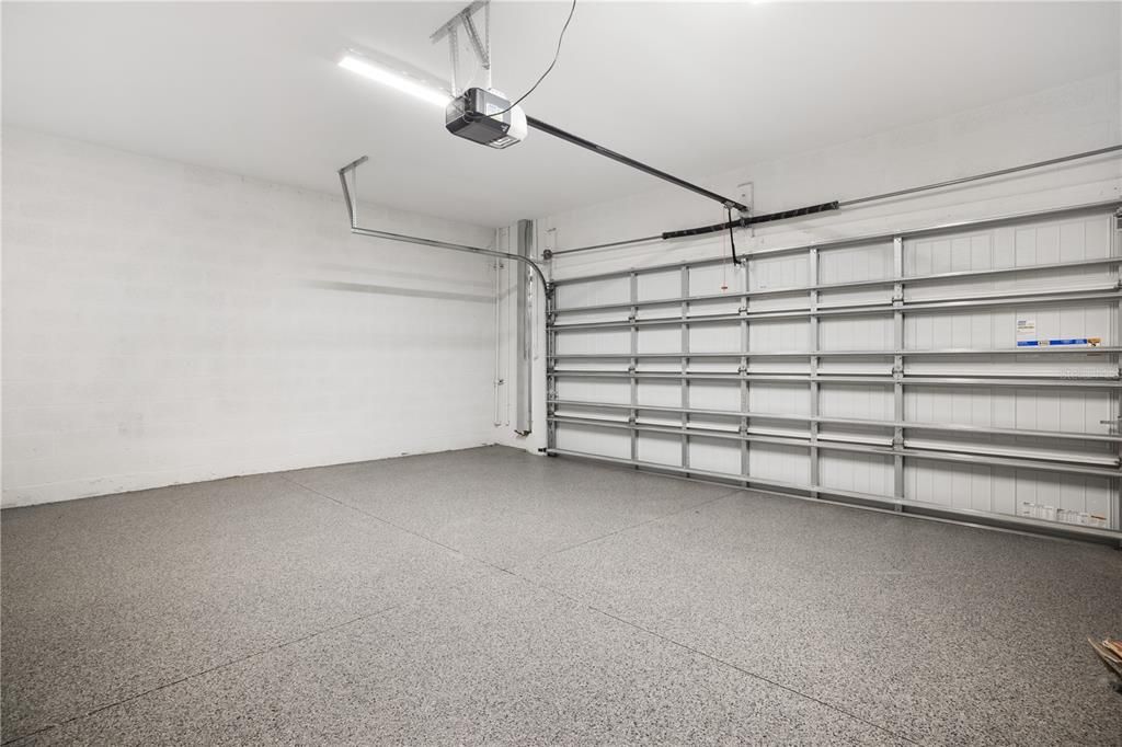 For Sale: $575,000 (3 beds, 3 baths, 2424 Square Feet)