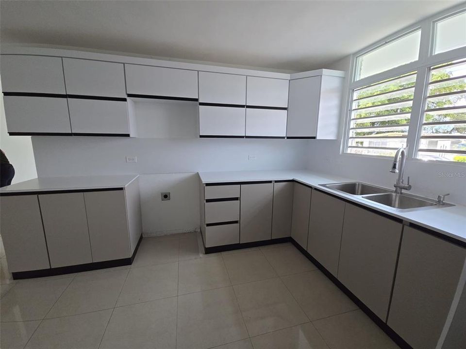 待售: $360,000 (3 贝兹, 2 浴室, 1700 平方英尺)