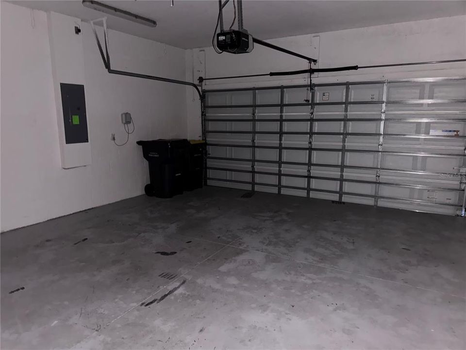 出租: $2,650 (4 贝兹, 3 浴室, 2006 平方英尺)