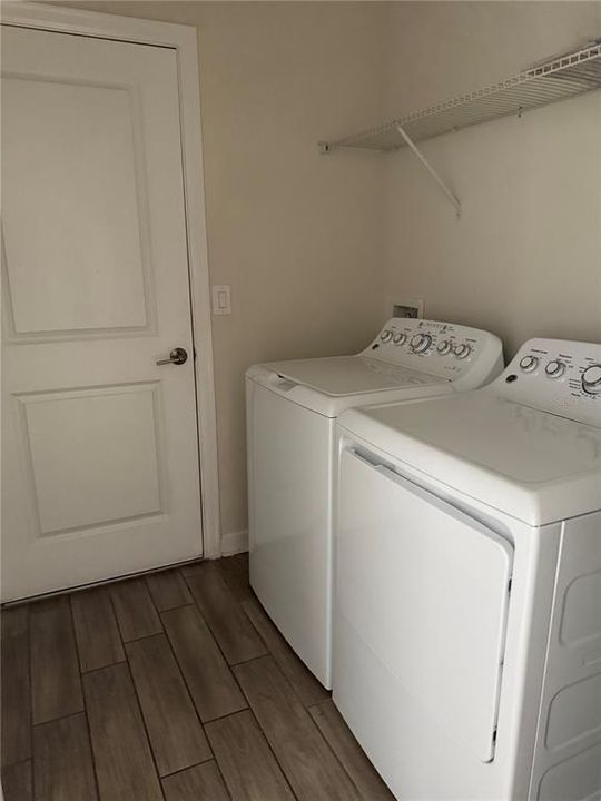 出租: $2,650 (4 贝兹, 3 浴室, 2006 平方英尺)