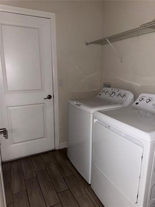 出租: $2,650 (4 贝兹, 3 浴室, 2006 平方英尺)