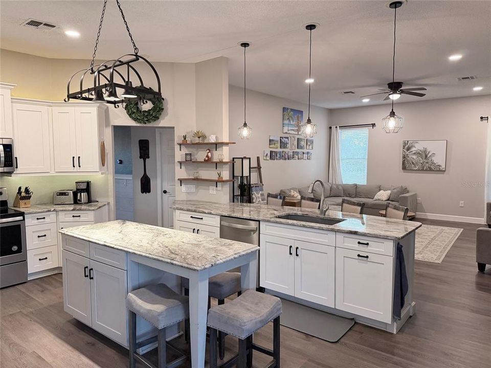 For Sale: $545,000 (5 beds, 2 baths, 2469 Square Feet)