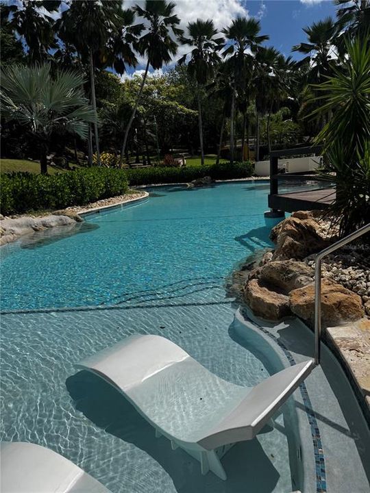 For Sale: $445,000 (3 beds, 2 baths, 2360 Square Feet)