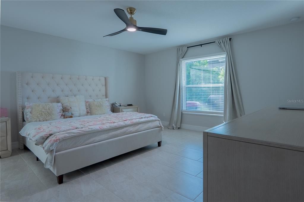 出租: $2,680 (3 贝兹, 2 浴室, 1437 平方英尺)