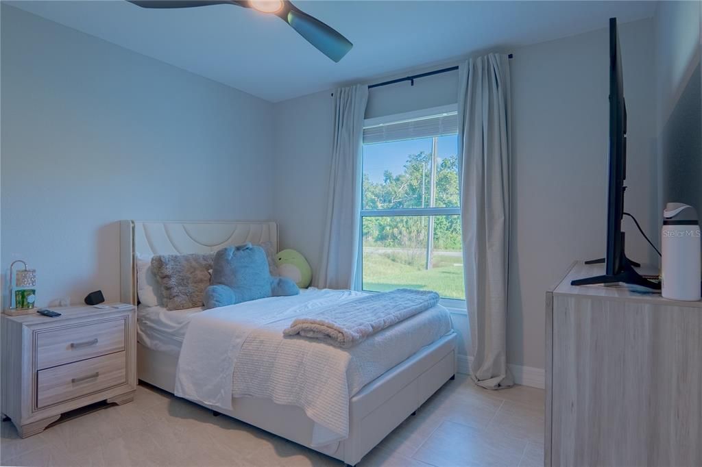 出租: $2,680 (3 贝兹, 2 浴室, 1437 平方英尺)