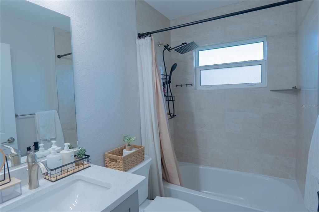 出租: $2,680 (3 贝兹, 2 浴室, 1437 平方英尺)