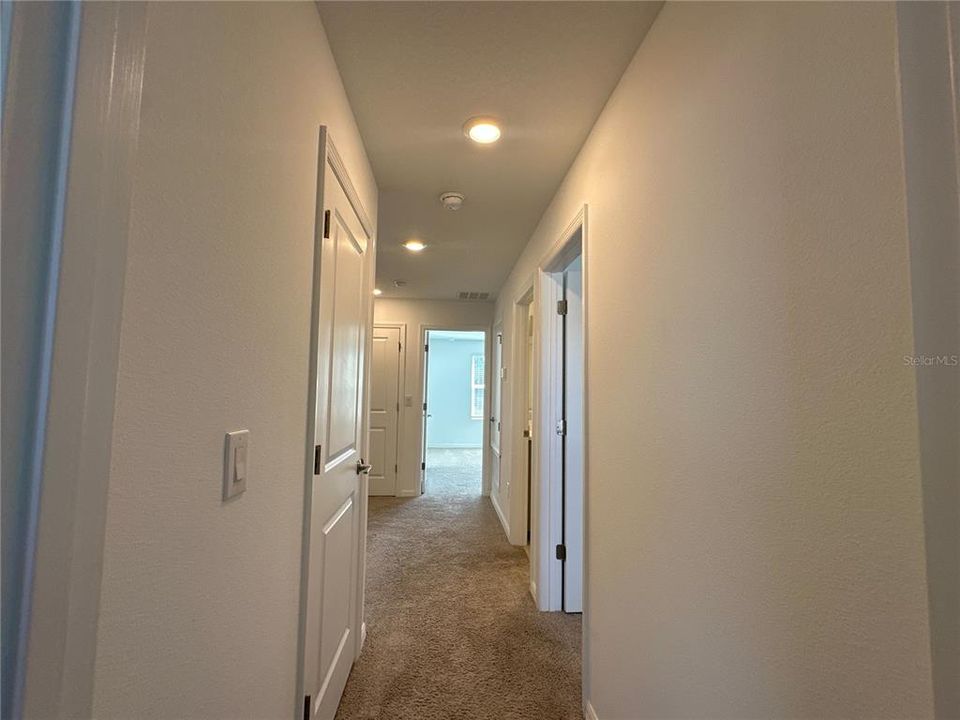 For Rent: $1,995 (3 beds, 2 baths, 1373 Square Feet)