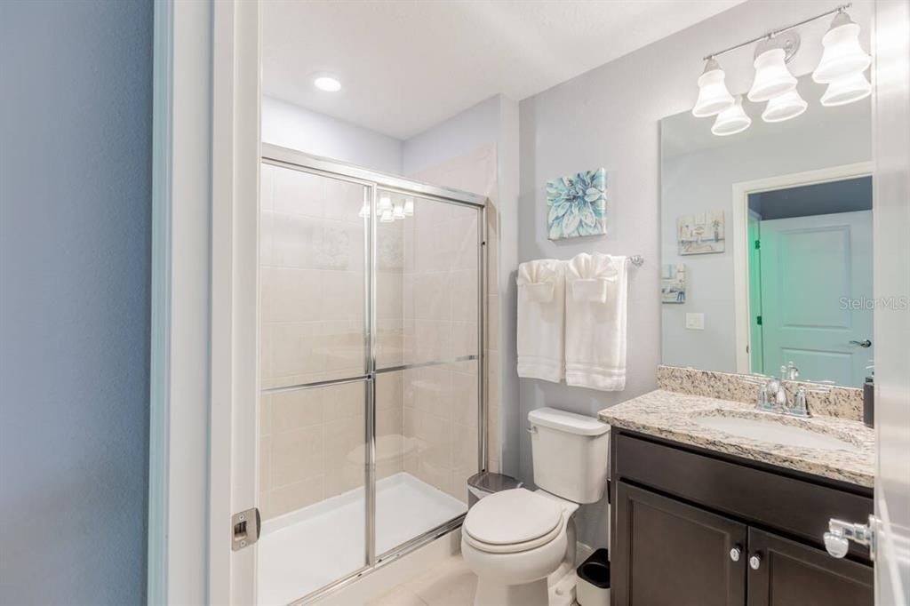 待售: $599,500 (5 贝兹, 4 浴室, 2283 平方英尺)