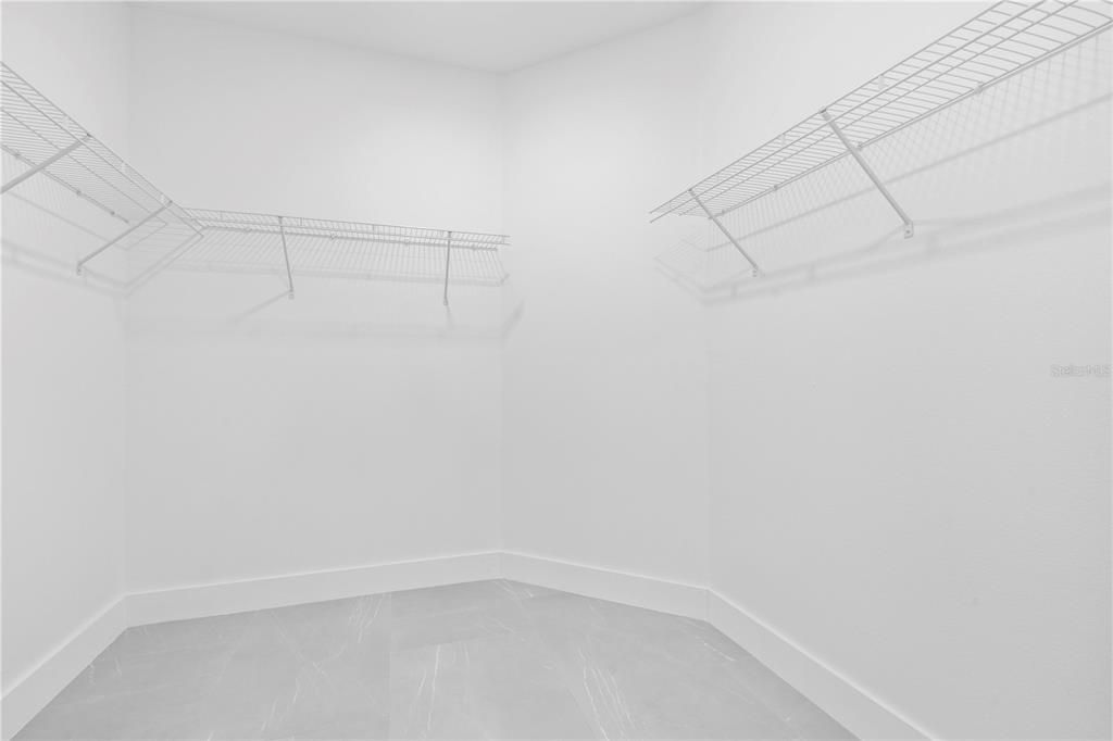 Active With Contract: $487,900 (3 beds, 2 baths, 1697 Square Feet)