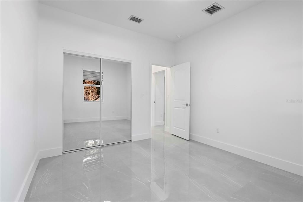 Active With Contract: $487,900 (3 beds, 2 baths, 1697 Square Feet)