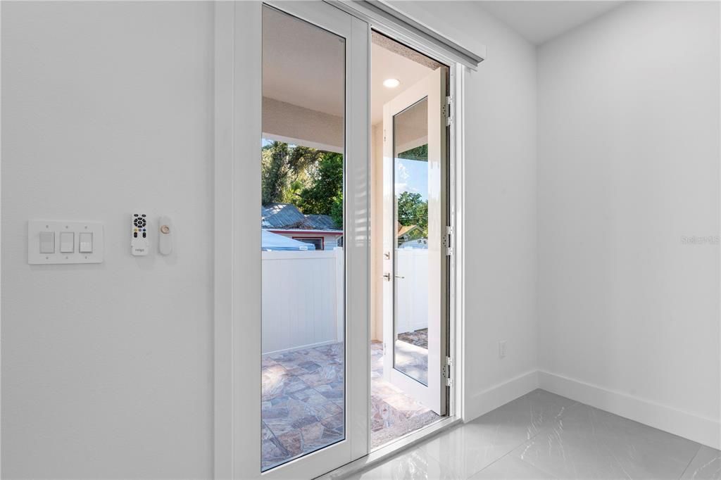 Active With Contract: $487,900 (3 beds, 2 baths, 1697 Square Feet)