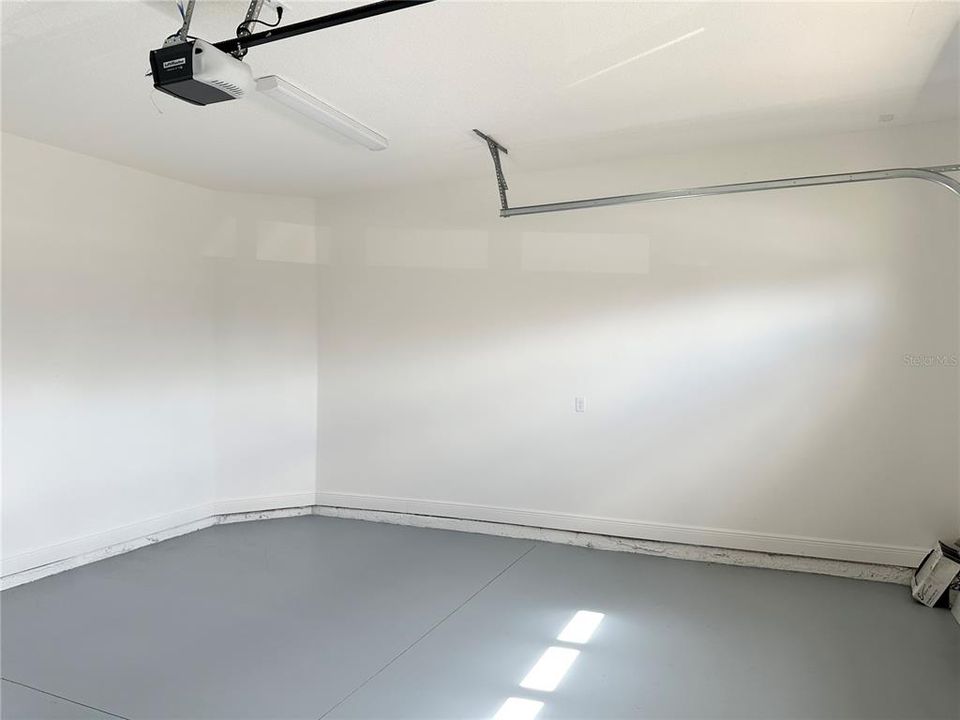 For Rent: $2,800 (5 beds, 3 baths, 2951 Square Feet)