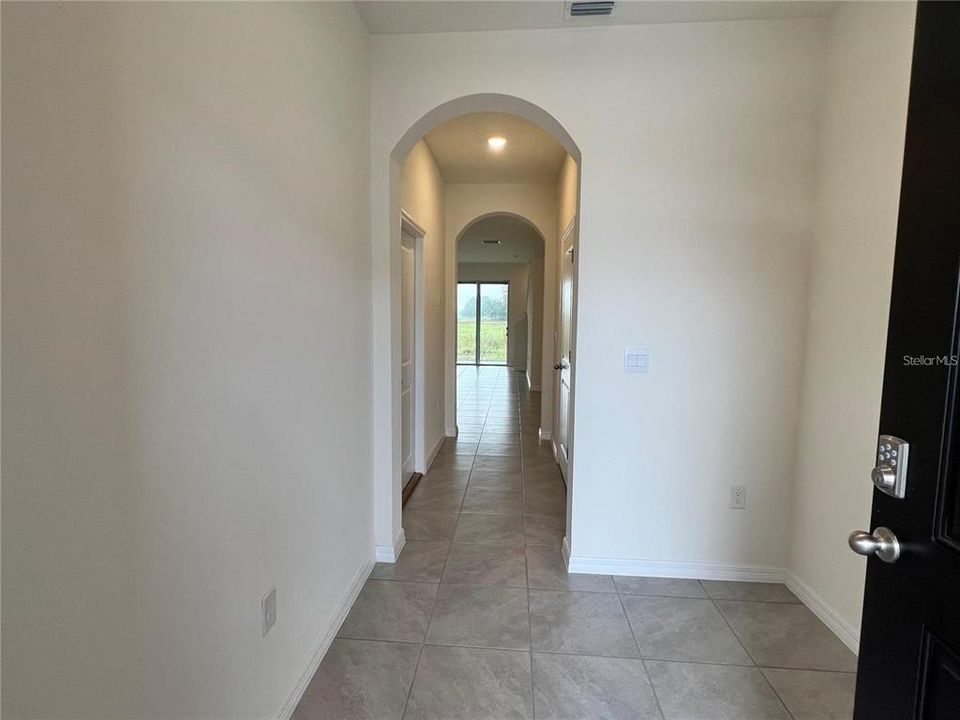 出租: $2,195 (3 贝兹, 2 浴室, 1673 平方英尺)