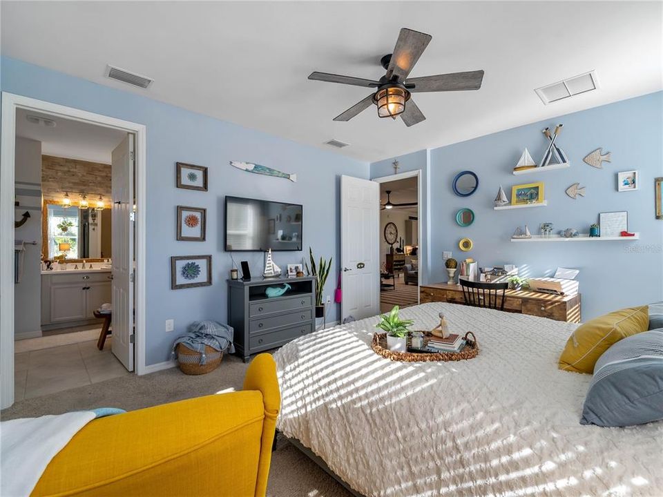 For Sale: $589,500 (4 beds, 2 baths, 2168 Square Feet)