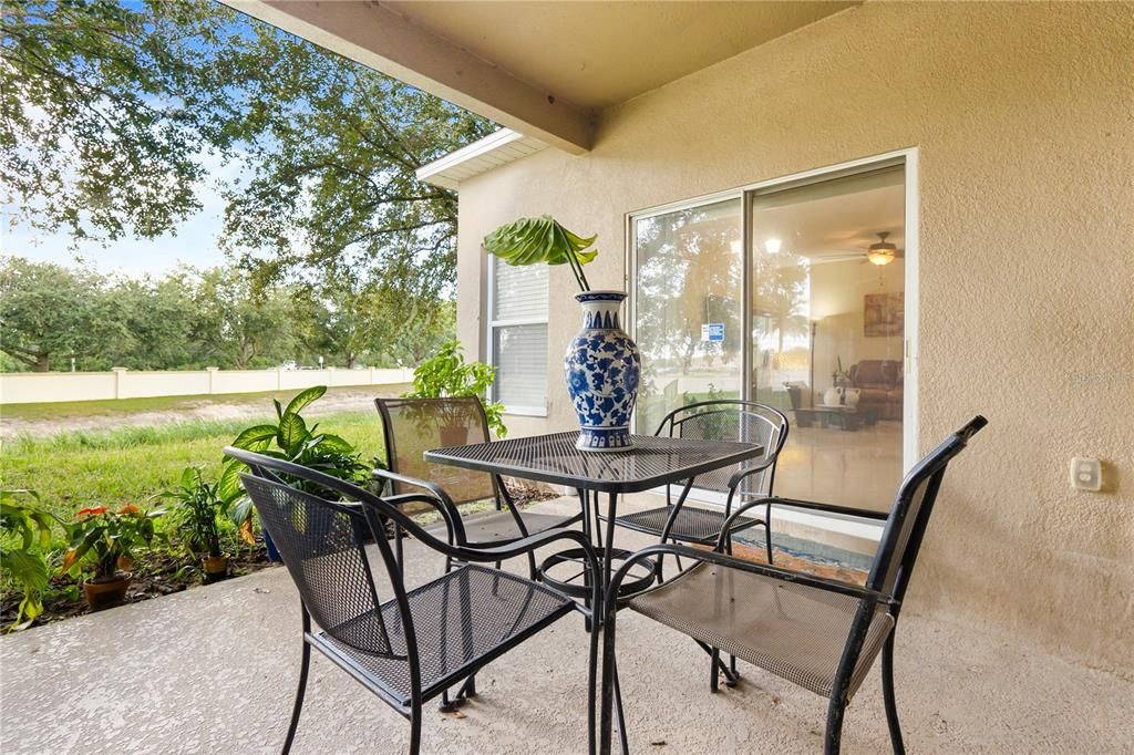 На продажу: $415,000 (3 спален, 2 ванн, 1994 Квадратных фут)