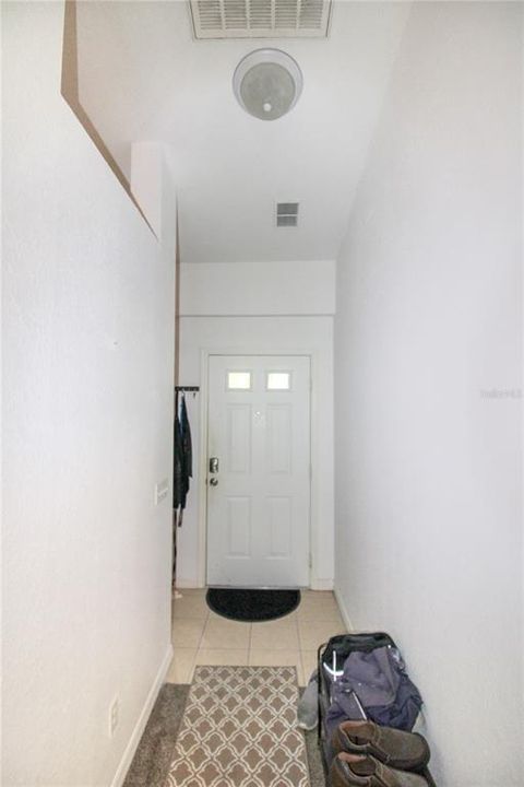 For Sale: $190,000 (2 beds, 2 baths, 1241 Square Feet)
