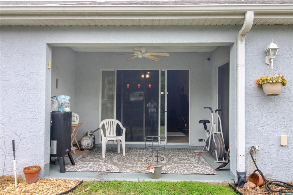 For Sale: $190,000 (2 beds, 2 baths, 1241 Square Feet)