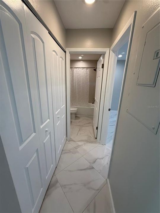 出租: $1,950 (2 贝兹, 2 浴室, 1000 平方英尺)