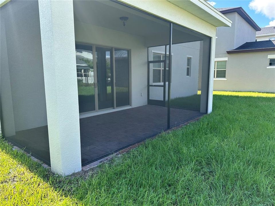 For Sale: $580,000 (5 beds, 3 baths, 2951 Square Feet)