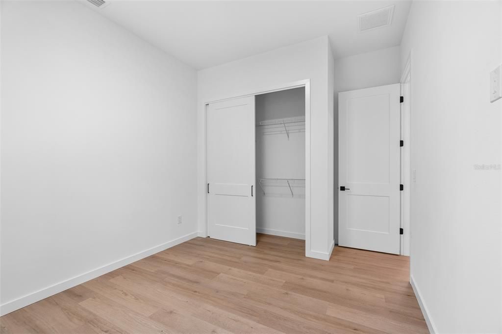 For Sale: $474,900 (4 beds, 2 baths, 1834 Square Feet)