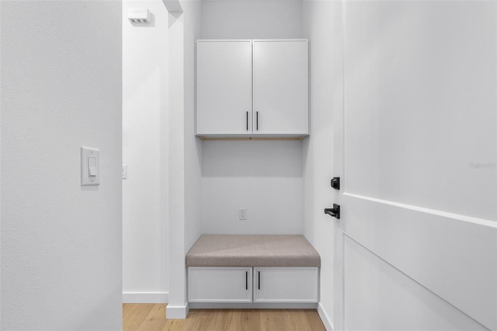 For Sale: $474,900 (4 beds, 2 baths, 1834 Square Feet)