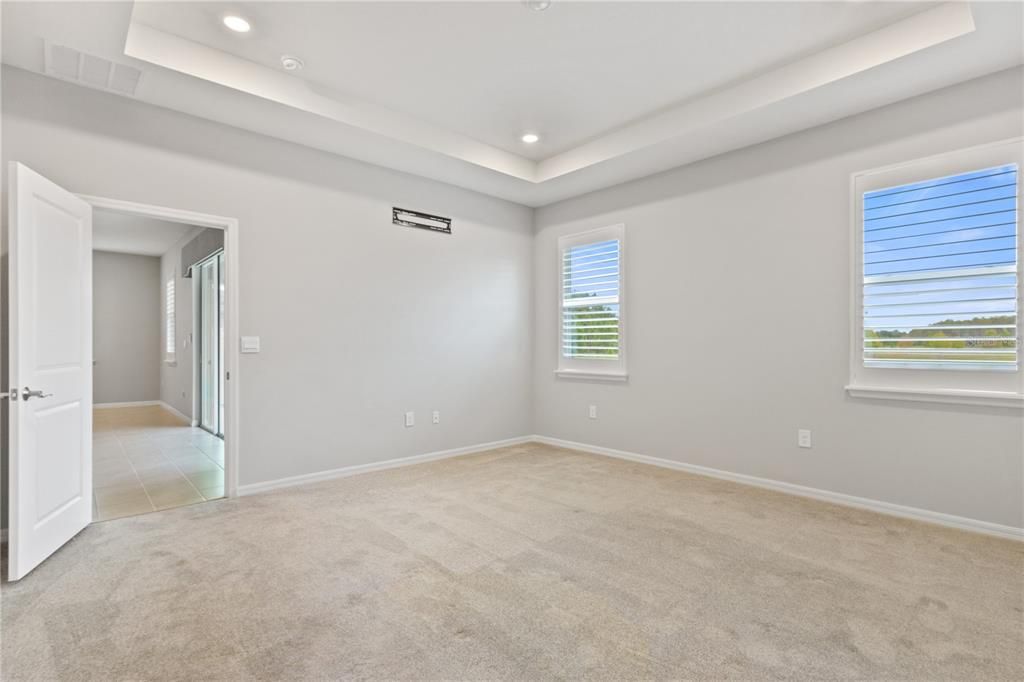 For Sale: $520,000 (4 beds, 2 baths, 2041 Square Feet)