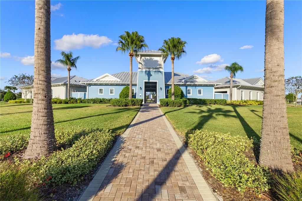 For Sale: $520,000 (4 beds, 2 baths, 2041 Square Feet)