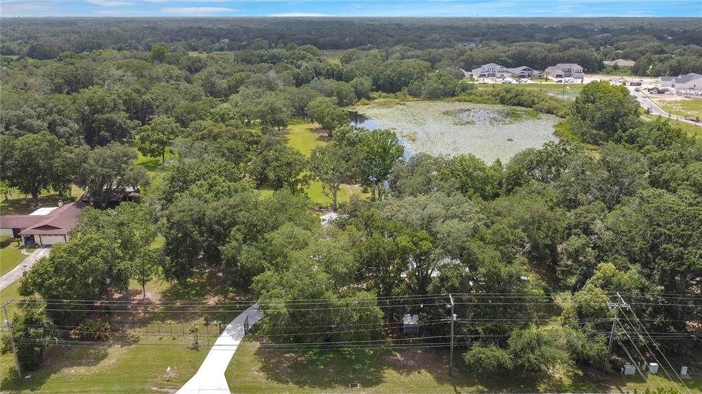 На продажу: $1,100,000 (4 спален, 2 ванн, 1825 Квадратных фут)