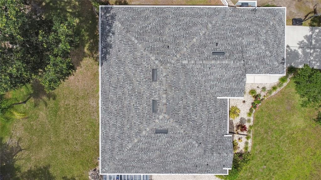 На продажу: $1,100,000 (4 спален, 2 ванн, 1825 Квадратных фут)