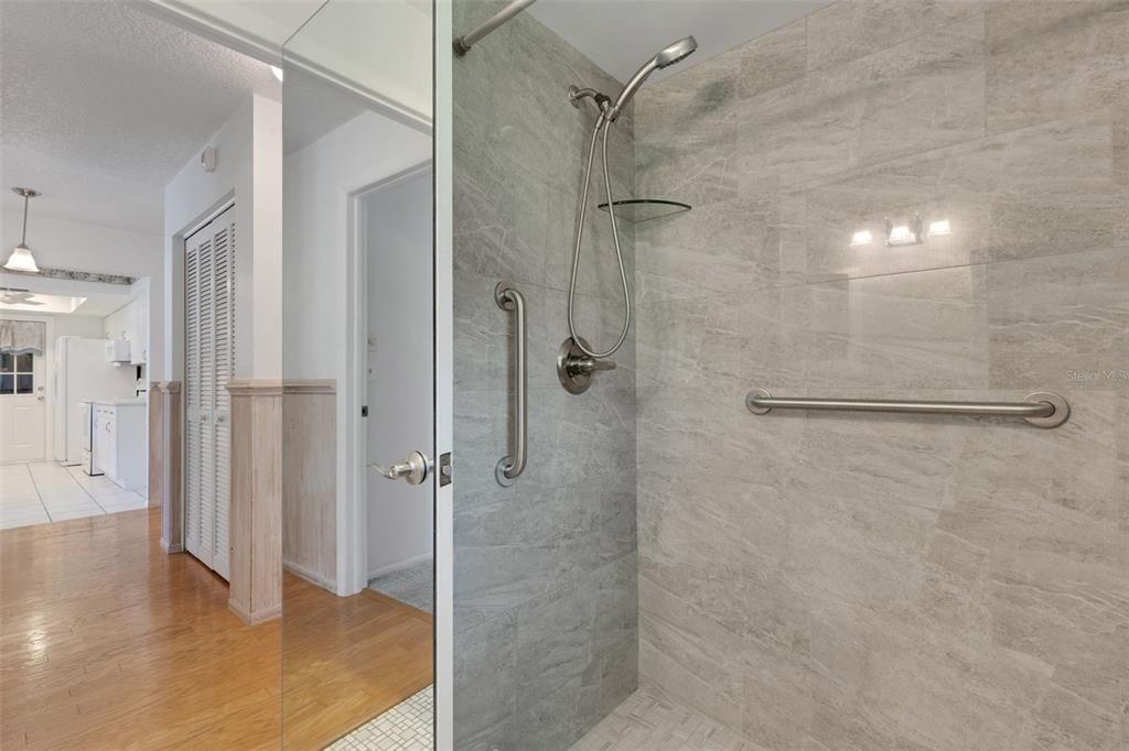 For Sale: $475,000 (2 beds, 2 baths, 1548 Square Feet)